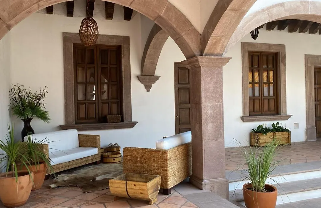 Tres Fuentes Dickinson Hotel Boutique-1
