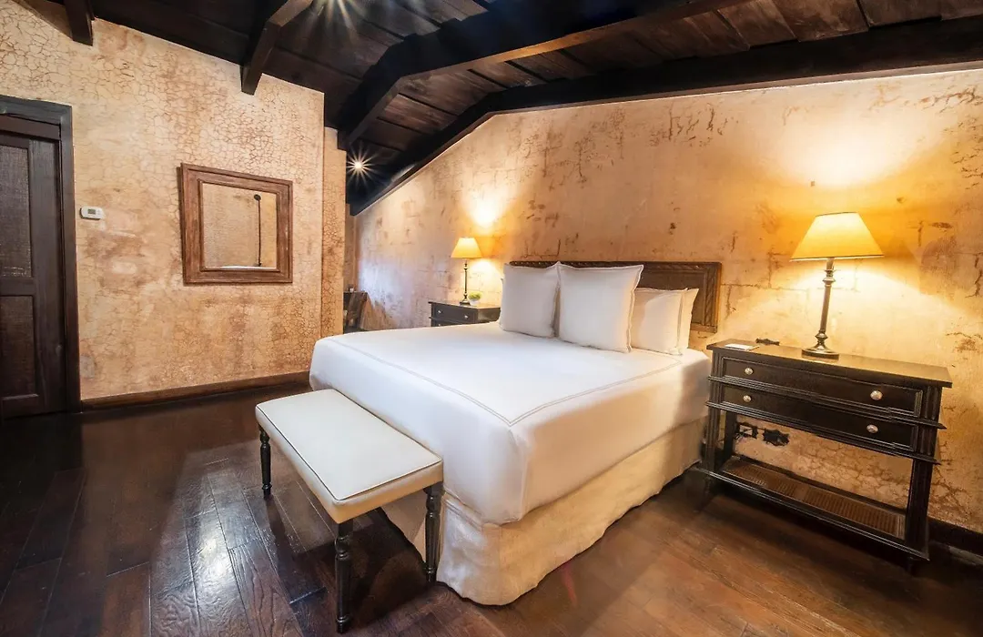 El Convento Boutique Hotel-1