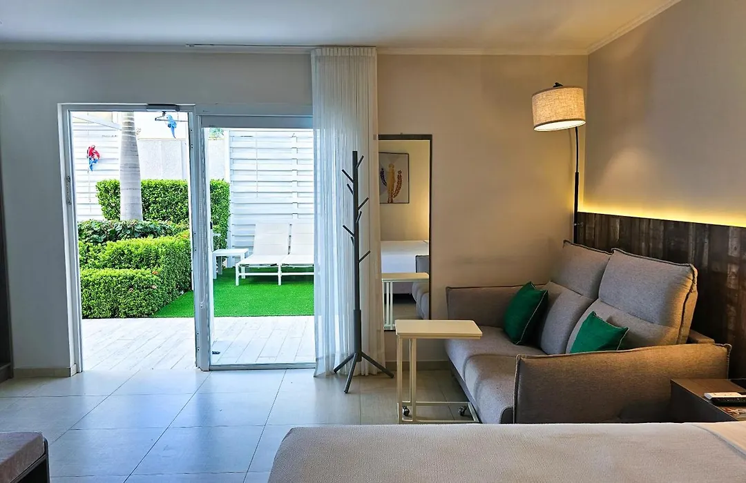 Aruba Boutique & Art Hotel - Adults Only-1
