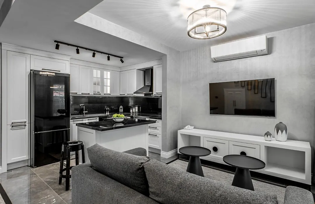 Ena Boutique Hotel & Residences-1