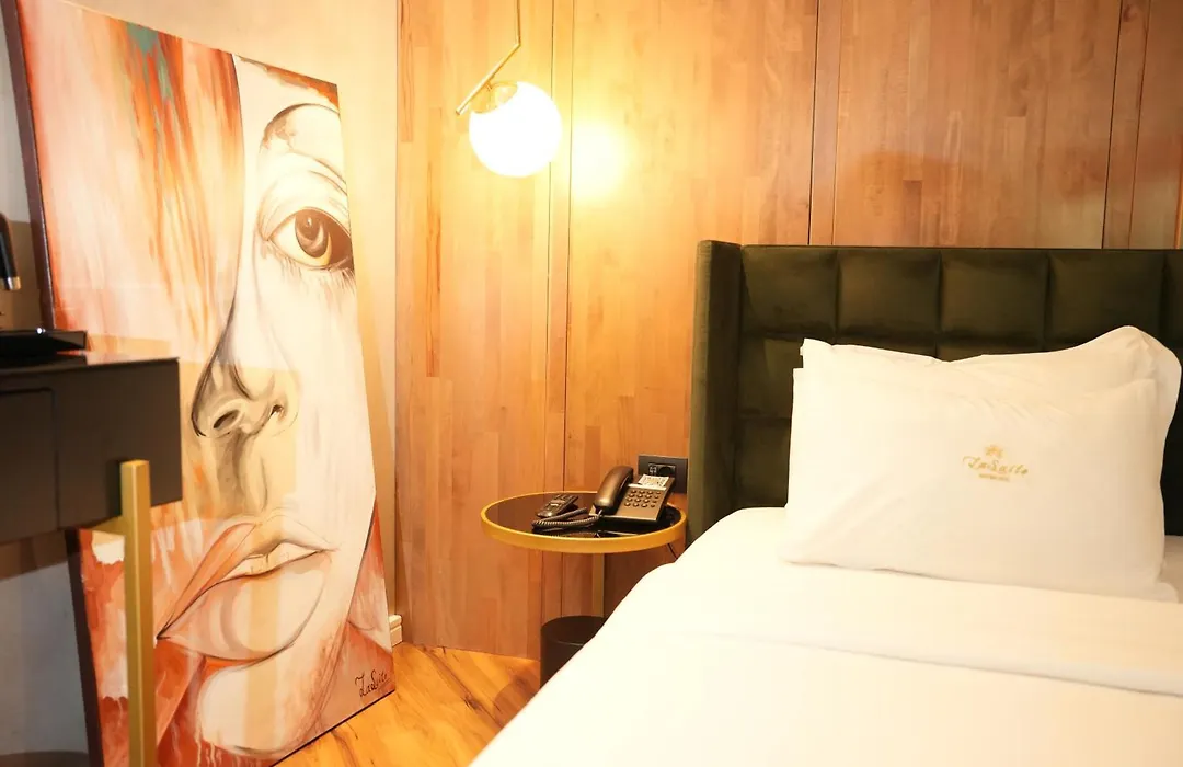 La Suite Boutique Hotel-1