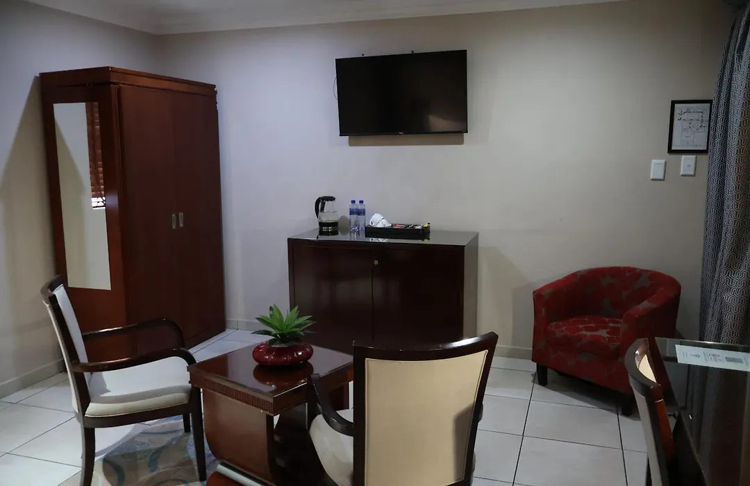 Lakeview Boutique Hotel & Conference Center-1