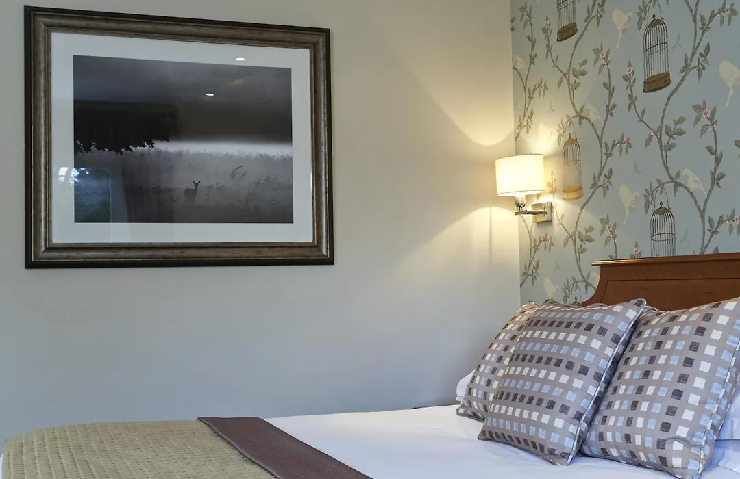 Mandolay Hotel Guildford-1