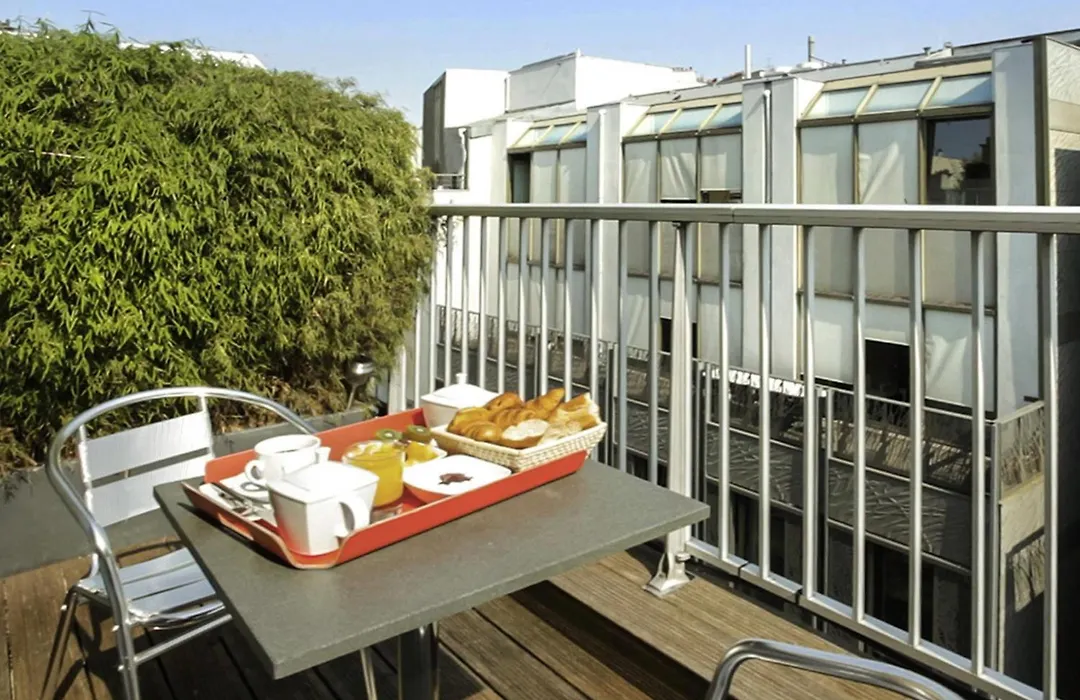Hotel Relais De Lyon By Malone-1