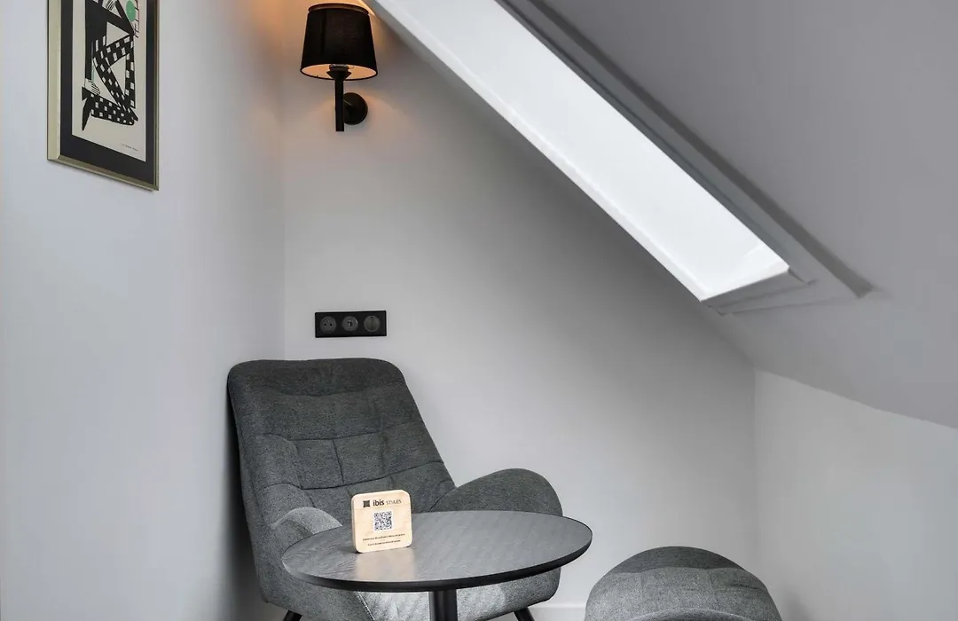 Ibis Styles Paris Cadet Lafayette-1