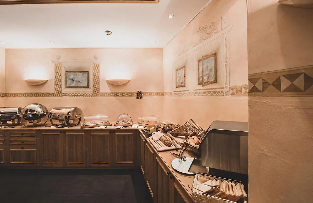 Art Boutique Hotel Monopol-1