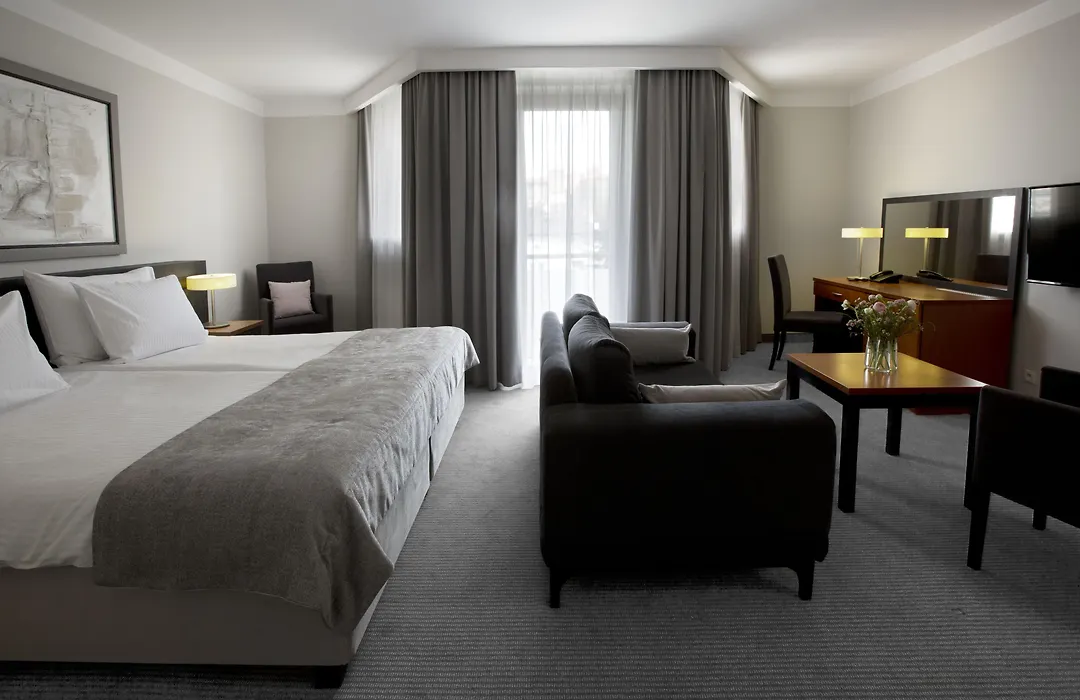 Benefis Boutique Hotel-1