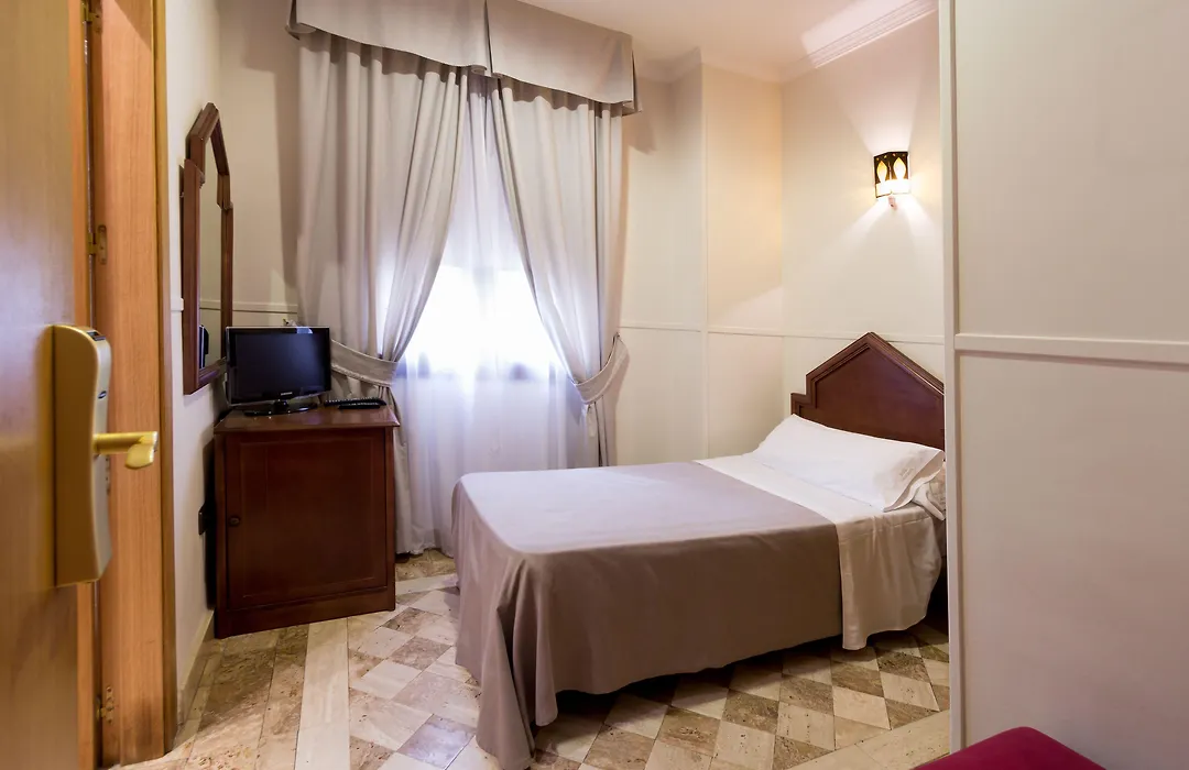 Hotel Boutique Reina Mora-1