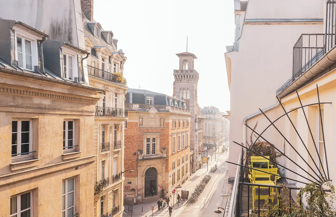 Hotel Le Petit Paris-1
