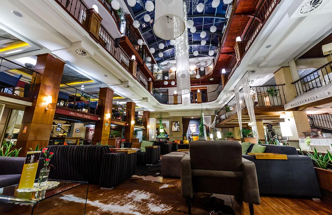 Grand Hotel Boutique-1