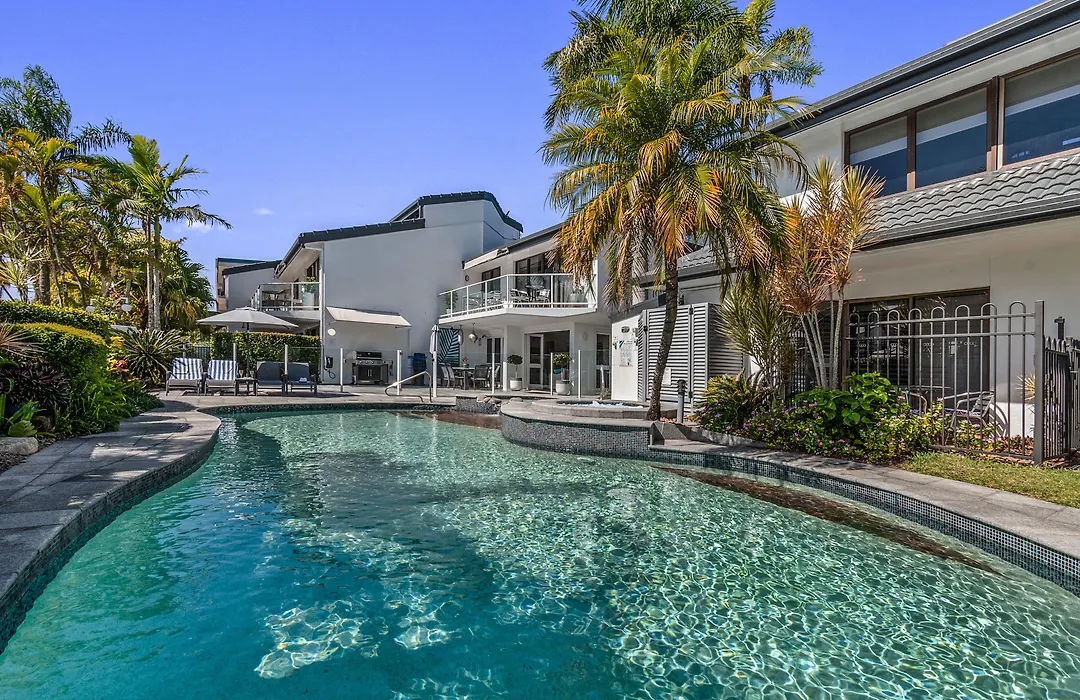 Noosa Boutique Apartments & Elkhorn Villas-1