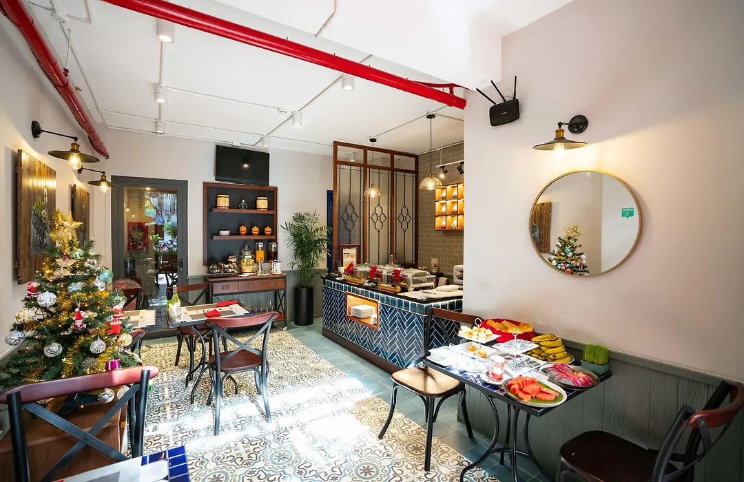 Little Saigon Boutique Hotel-1