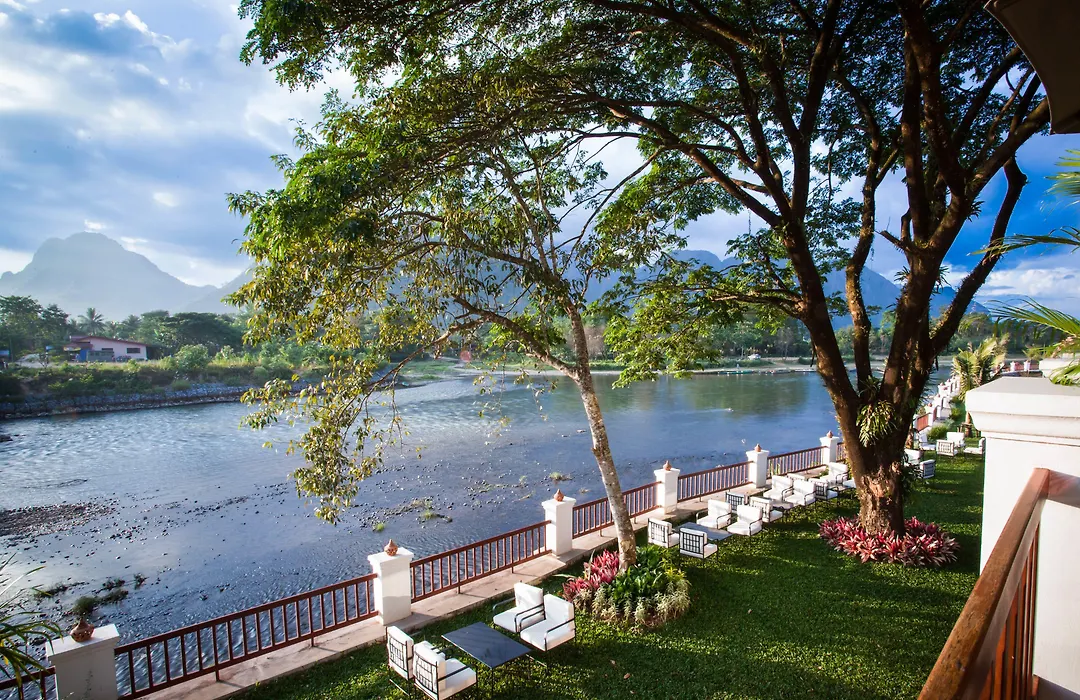 Riverside Boutique Resort, Vang Vieng-1