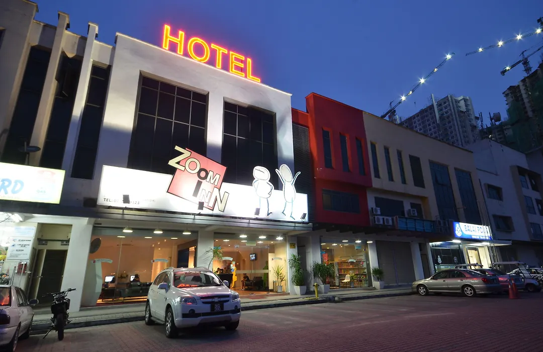 Zoom Inn Boutique Hotel By Ardens - Danga Bay-1