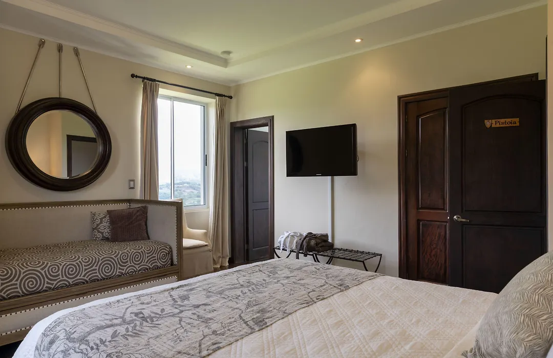 Hotel Boutique Villa Toscana-1