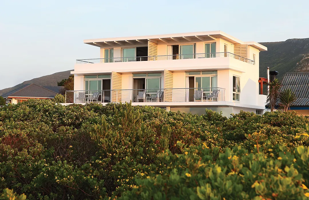 One Marine Drive Boutique Hotel & Spa By The Living Journey Collection-1