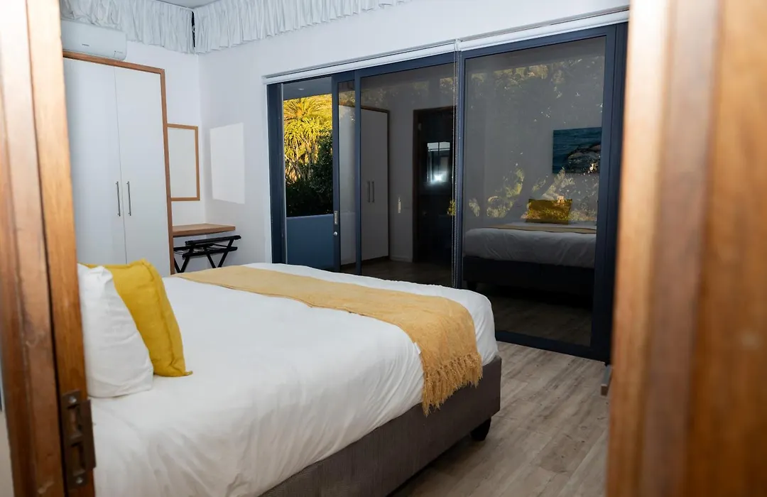 Sea Star Rocks Boutique Hotel-1