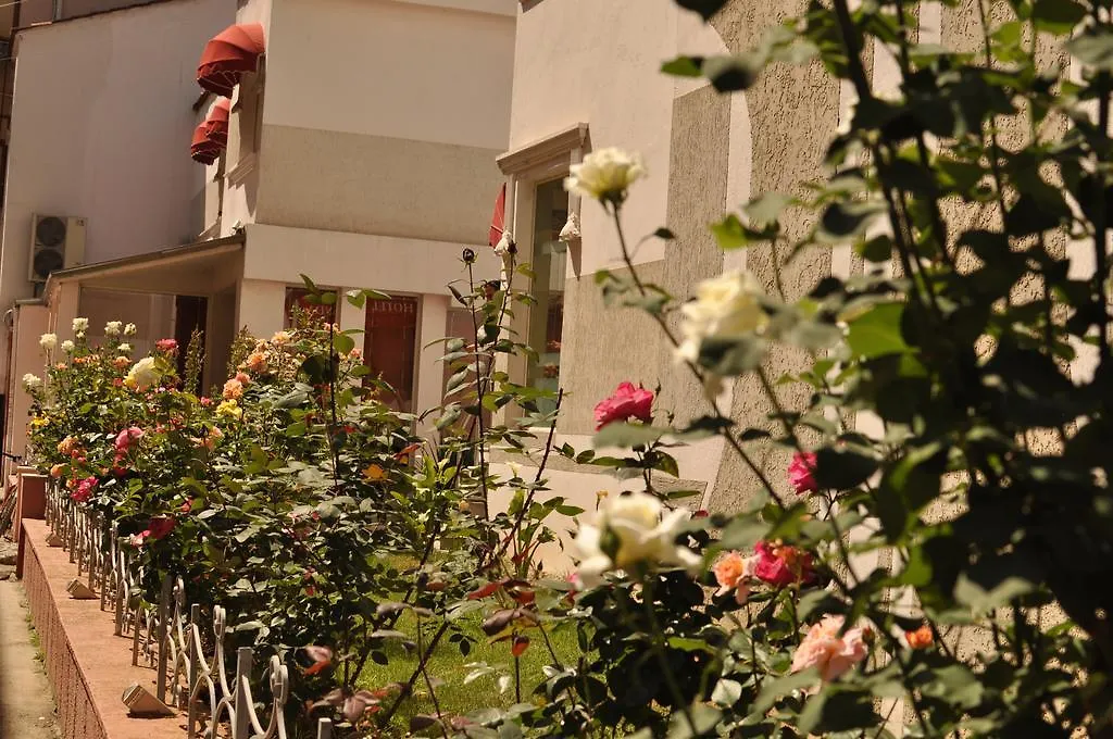 Theranda Boutique Hotel-1