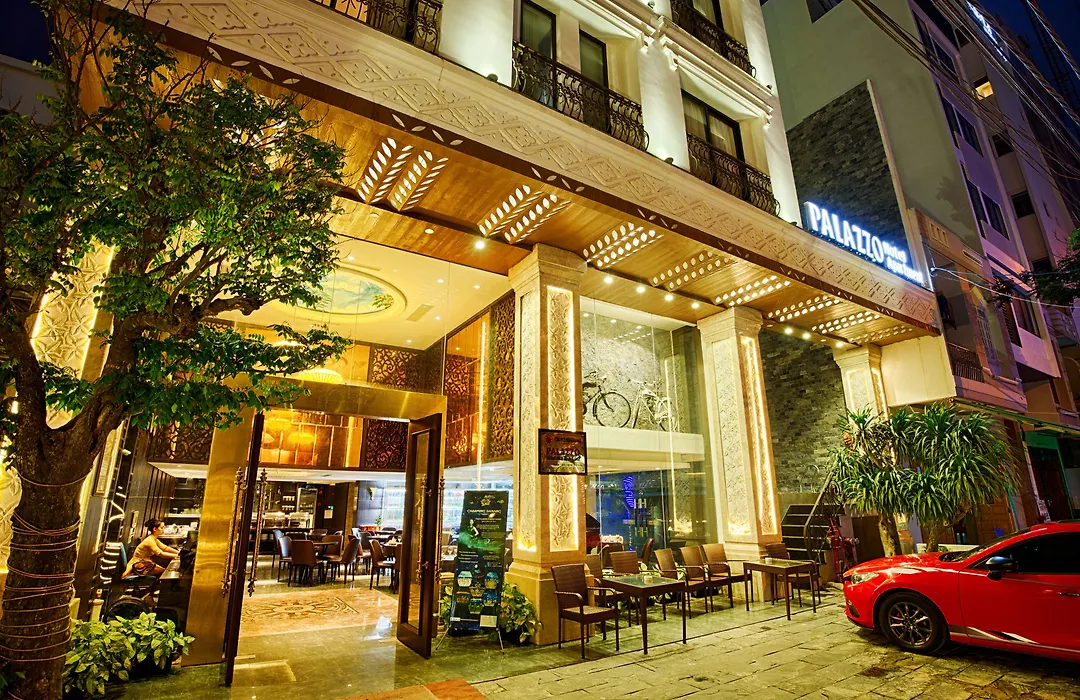 Palazzo Luxury Hotel & Bistro - Central My Khe Beach Walking Street-1