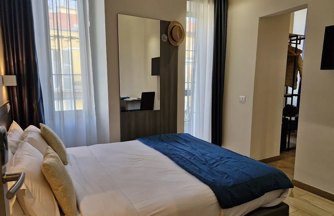 Boutique Hotel Neptune Nice-1
