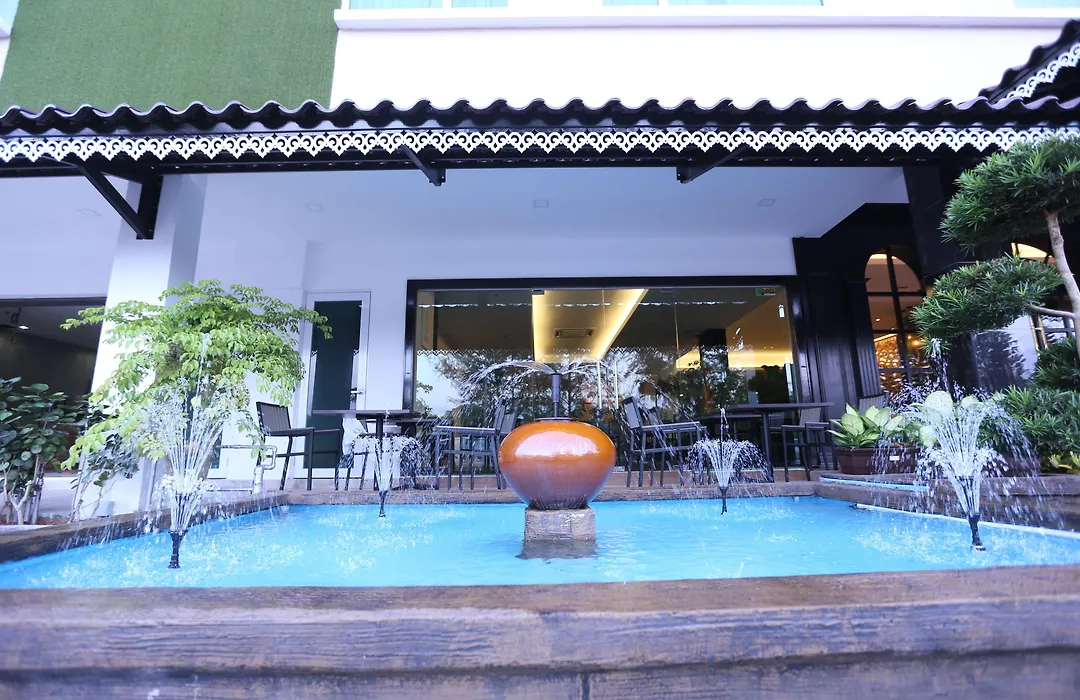 7 Heaven Boutique Hotel-1
