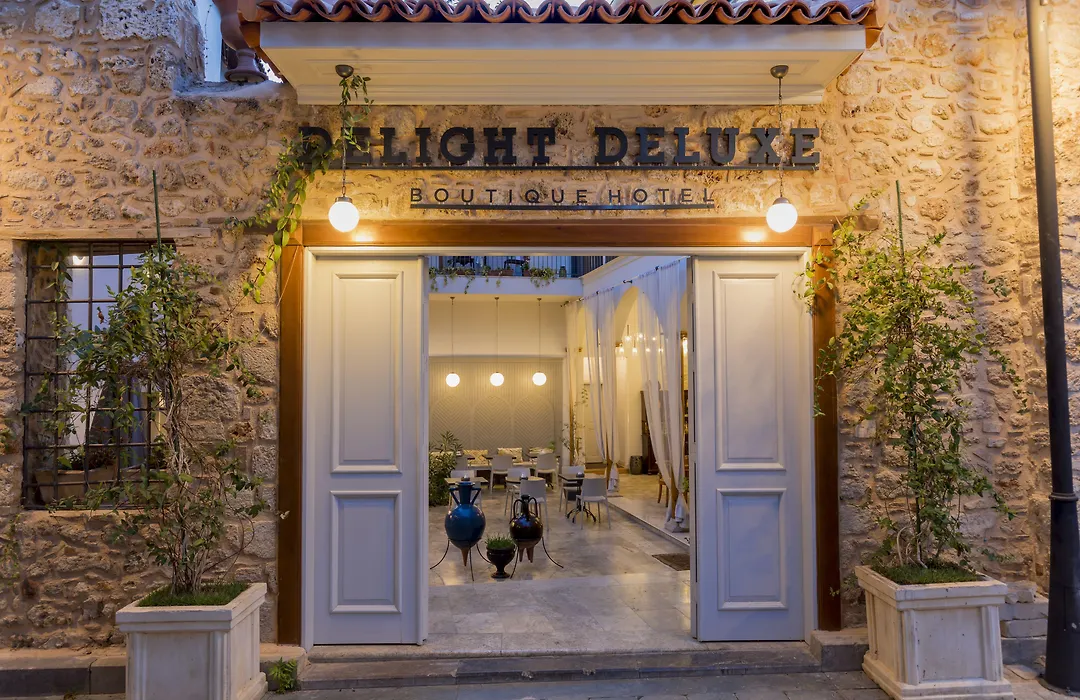 Delight Deluxe Aparts-1
