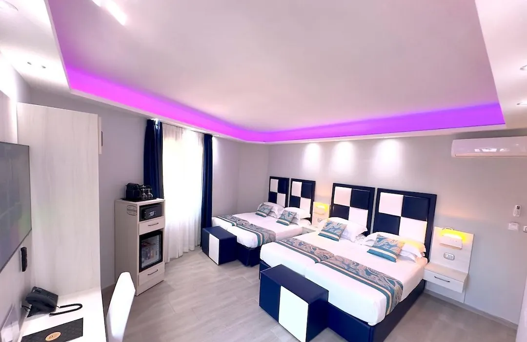 The One Boutique Hotel & Private Spa Roma (Adults Only)-1