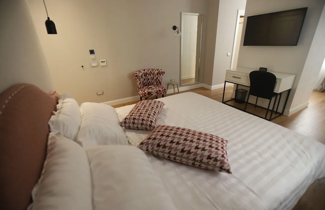 Boutique Hotel Whisky-1