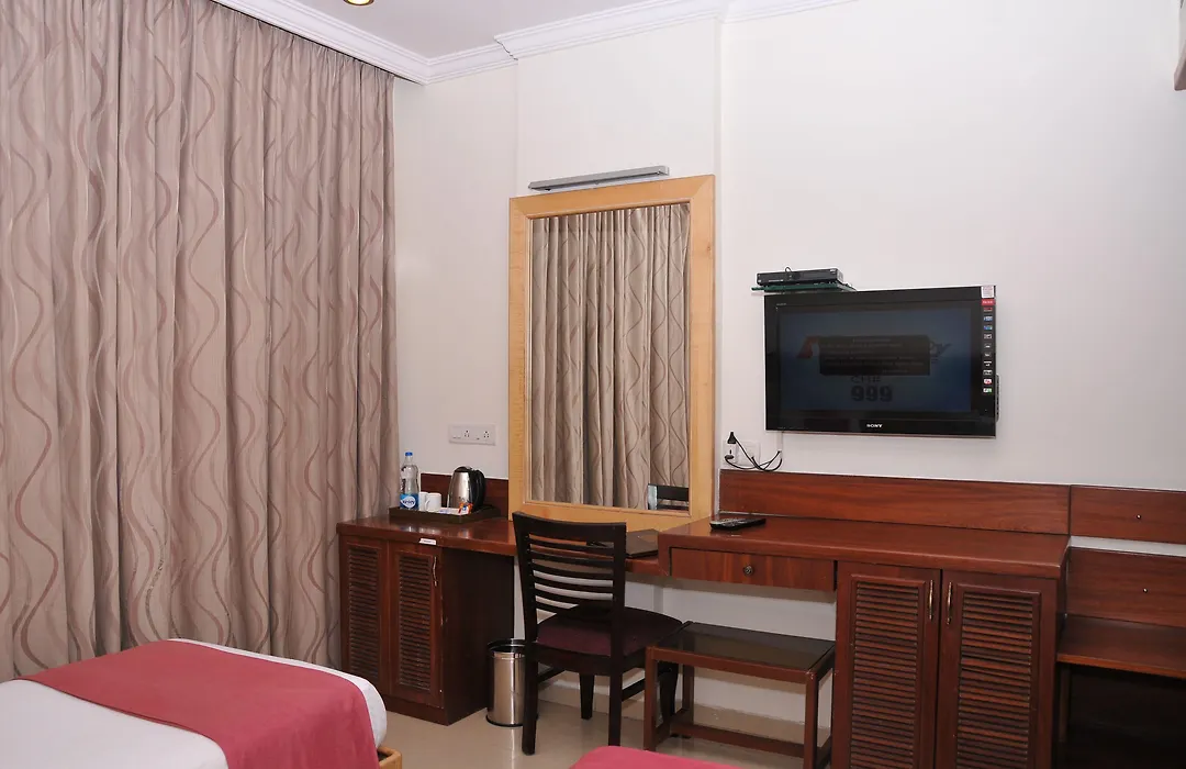 Meenal Hotel-1