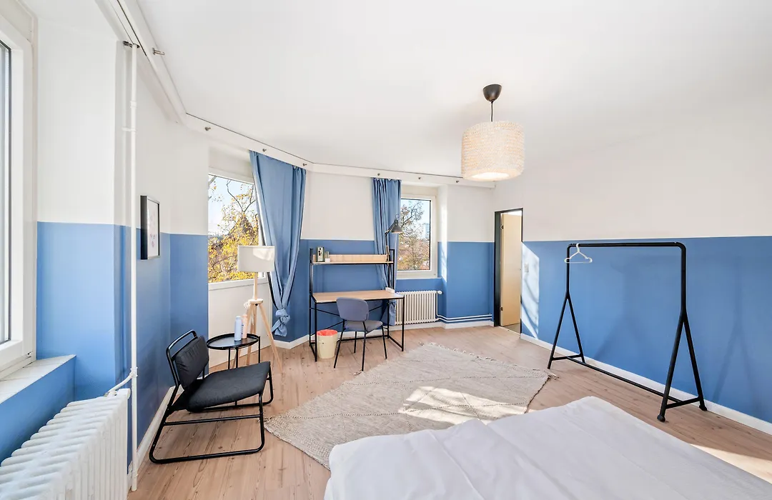 Becozy Self Check-In Pop-Up Hotel Basel-1