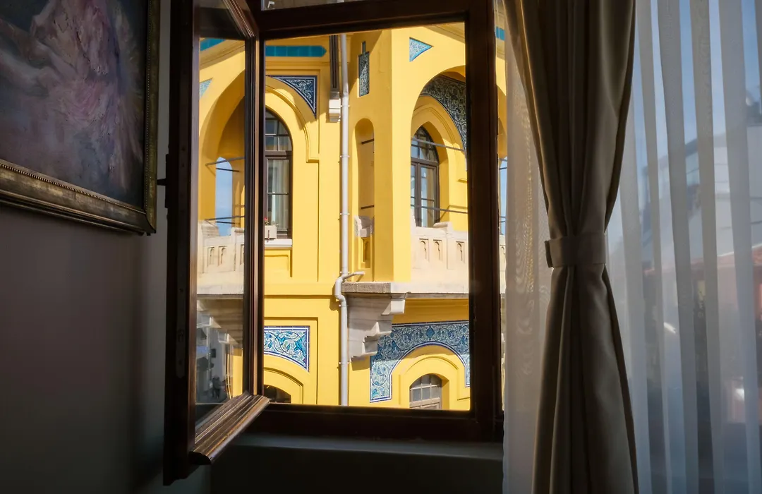 By Kinyas Hotel-1