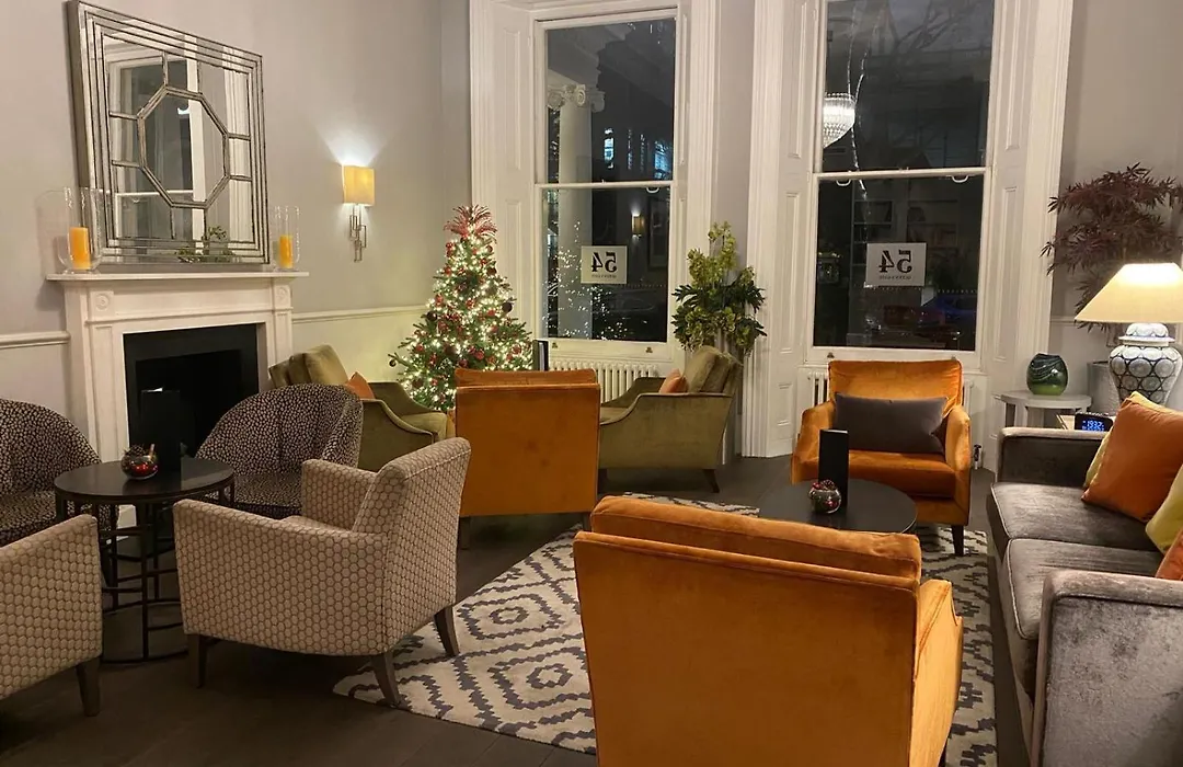 54 Queen'S Gate Hotel-1