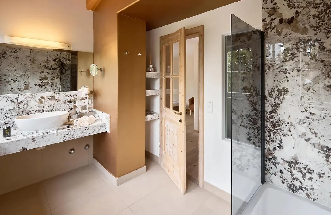 Dolomit Boutique Hotel-1