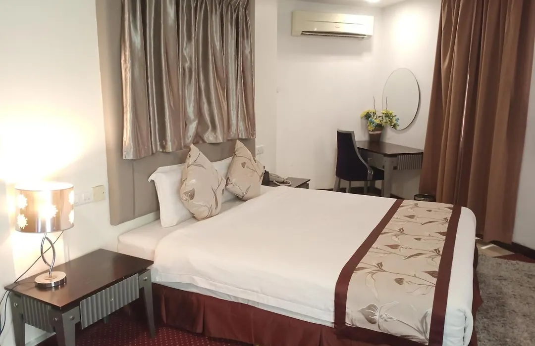Shervinton Executive Boutique Hotel-1