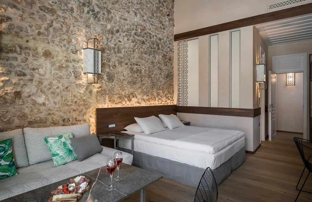 Ambassadors Residence Boutique Hotel-1