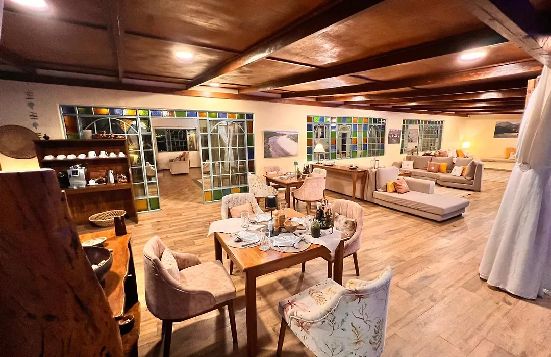 Pink Flamingo Boutique Hotel-1