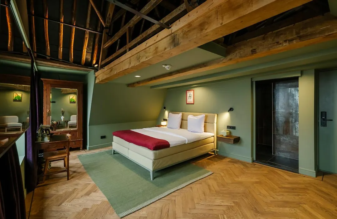 Hotel 1635-1
