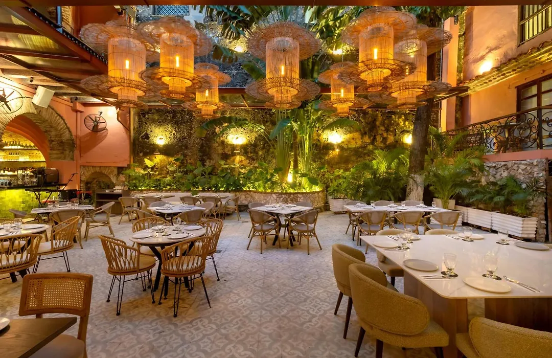 El Marques Hotel Boutique By Geh Suites-1