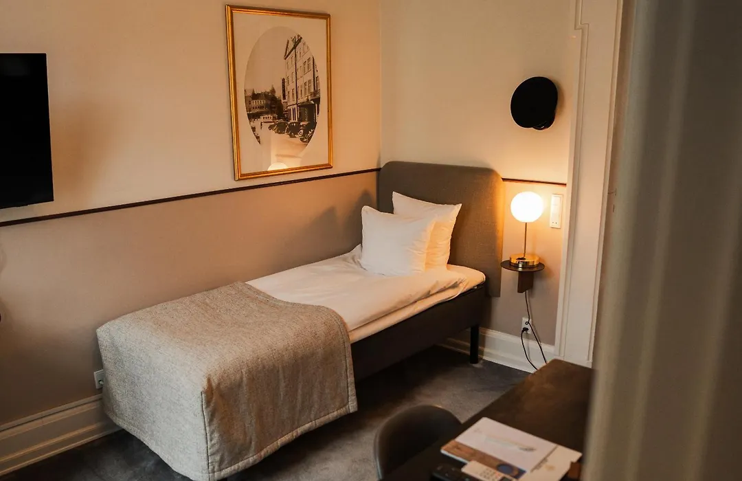 Hotel Royal-1