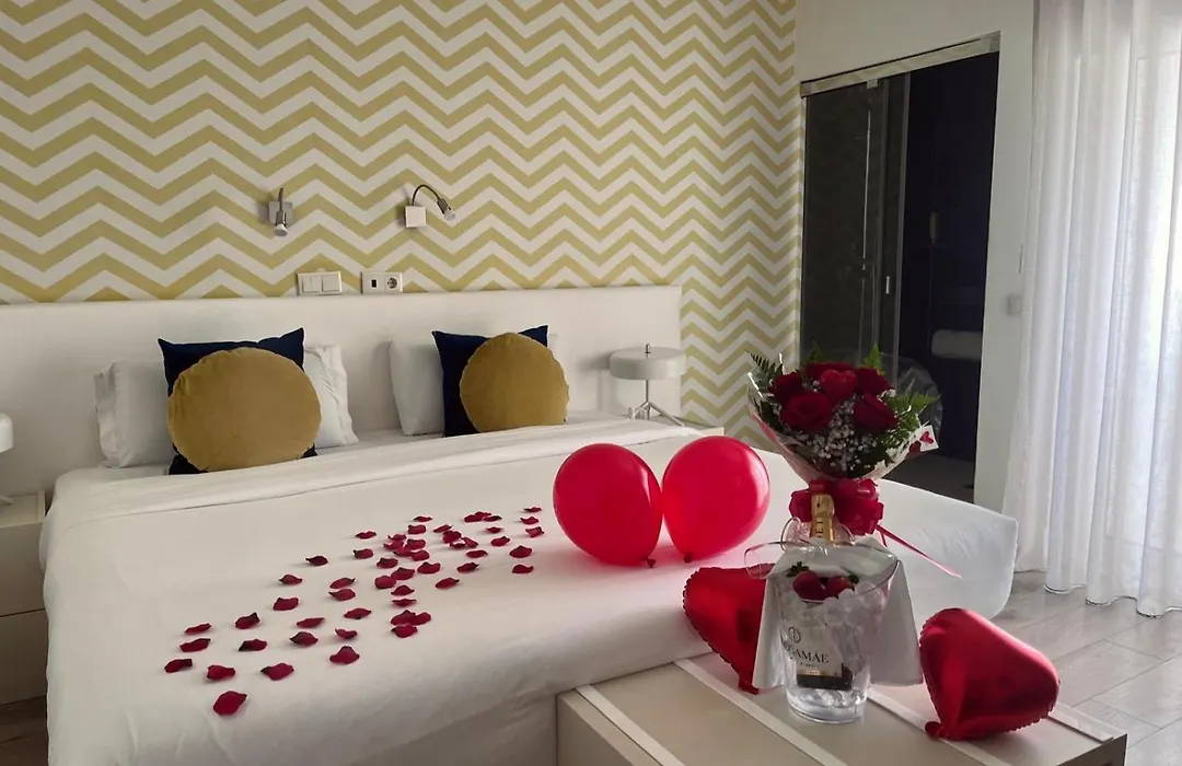 Aqua Ria Boutique Hotel-1