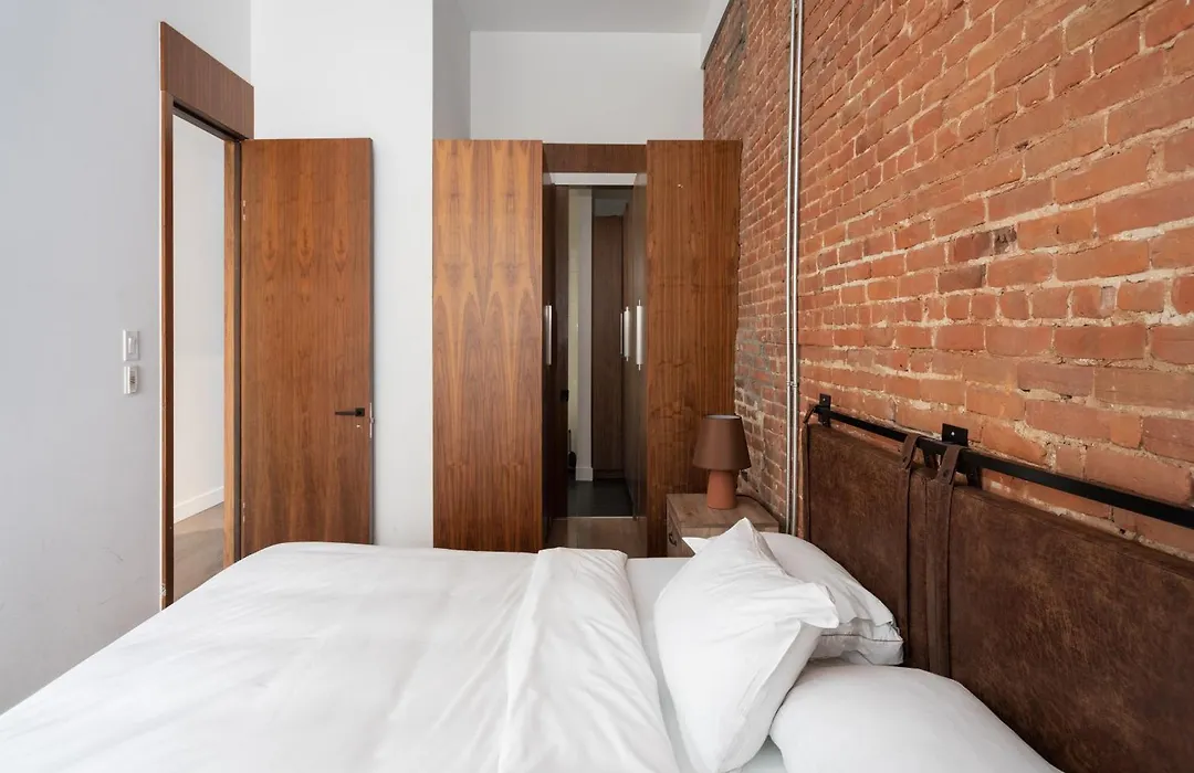 Le Merrill - Vieux Montreal-1