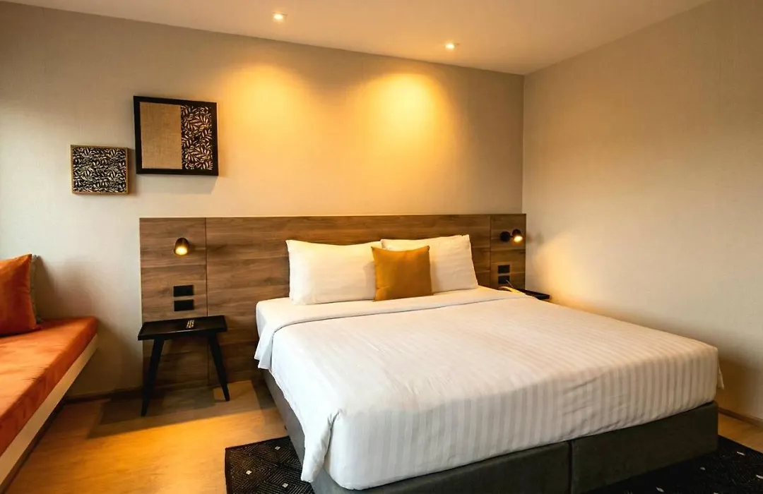 Beehive Boutique Hotel Phuket-1