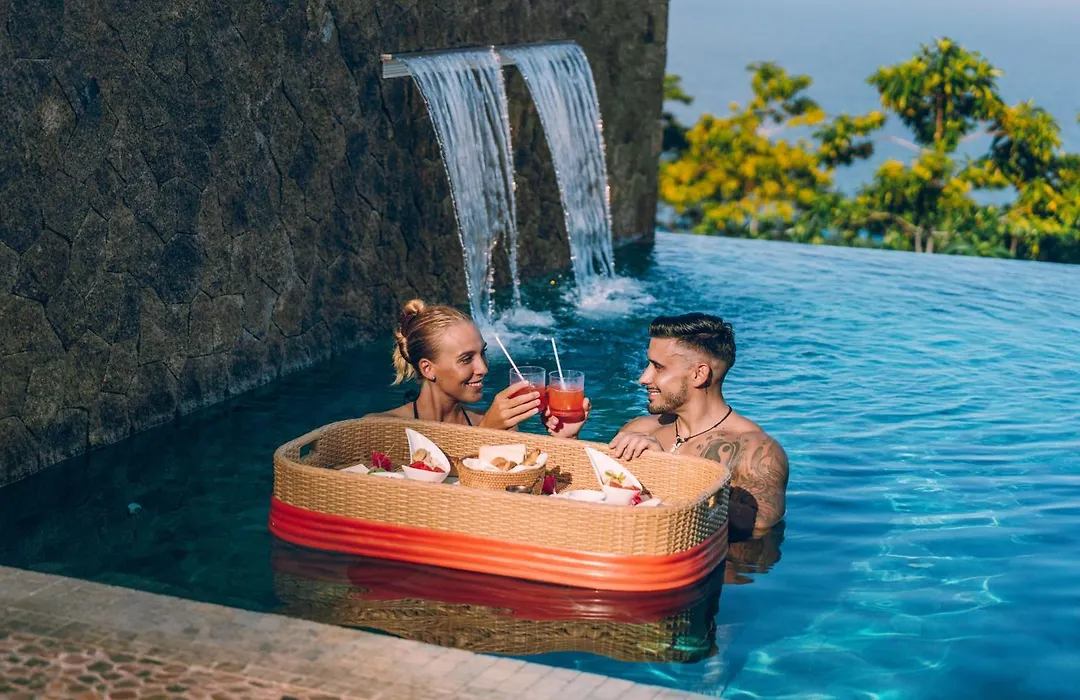 Aqua Boutique Hotel- Secluded Ocean View Suites & Infinity Pool-1