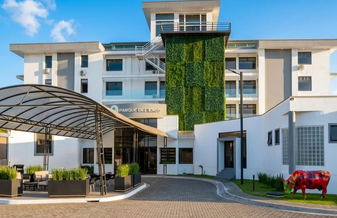 Parque Del Lago Boutique Hotel-1