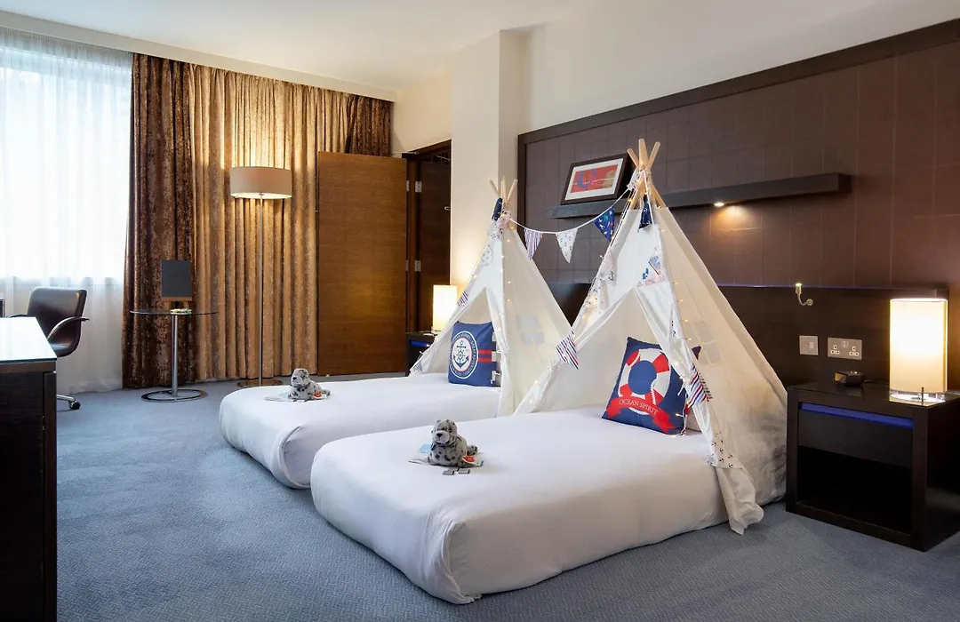 Hilton London Canary Wharf-1