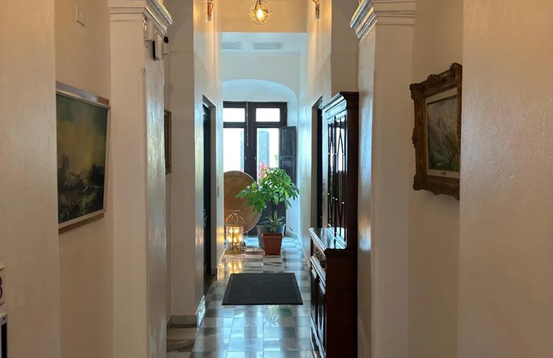 352 Boutique Guest House-1