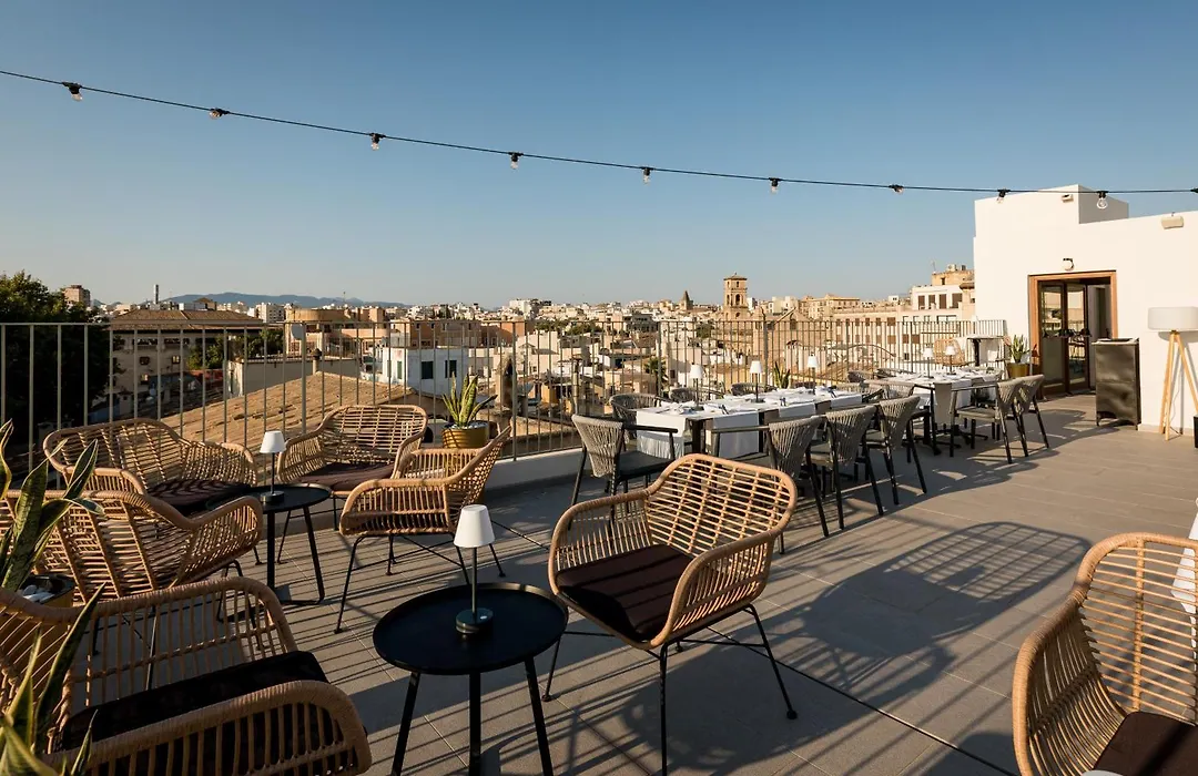 Nivia Born Boutique Hotel-1