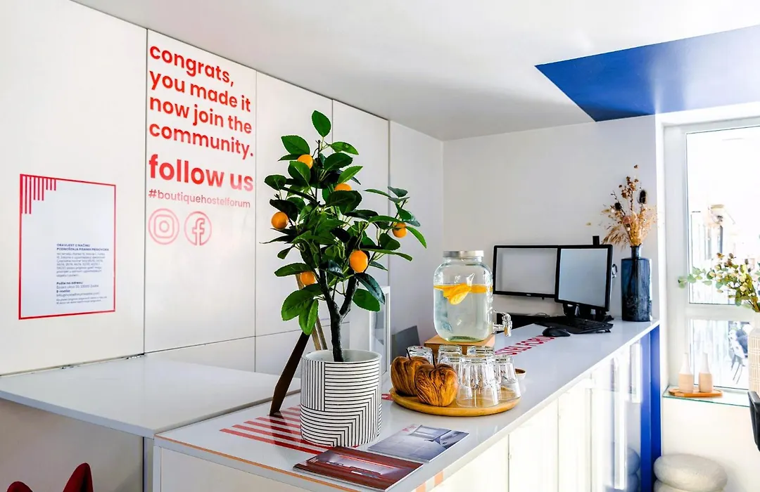Boutique Hostel Forum-1