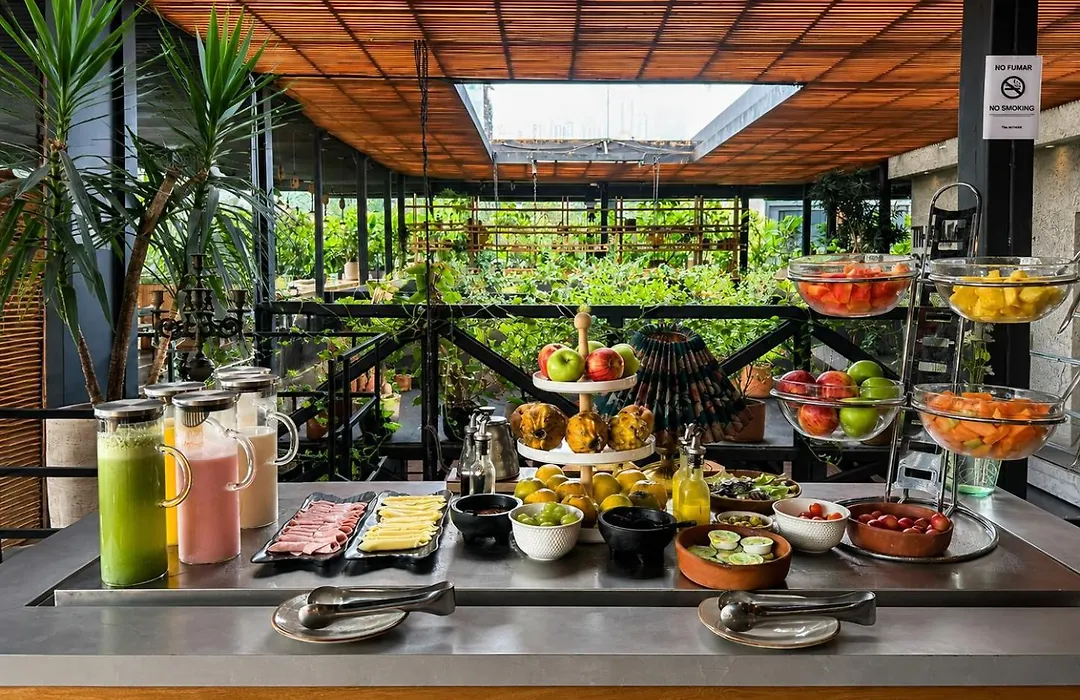 The Art Hotel El Poblado Medellín By Key 33-1