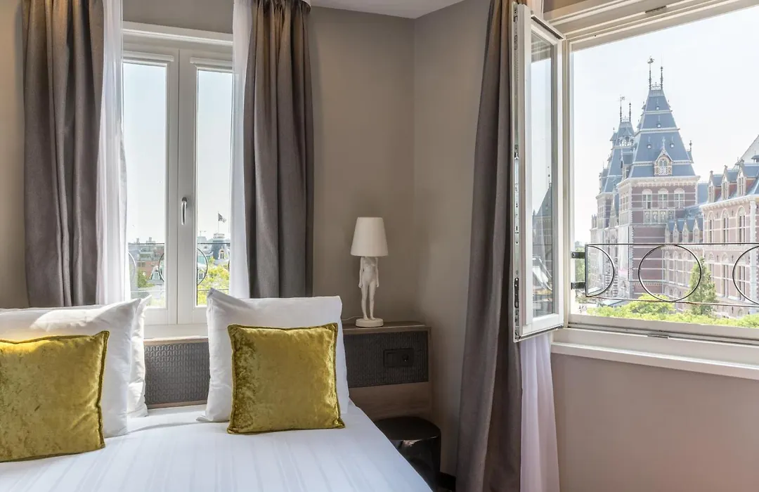 Leonardo Hotel Amsterdam Museum Quarter-1
